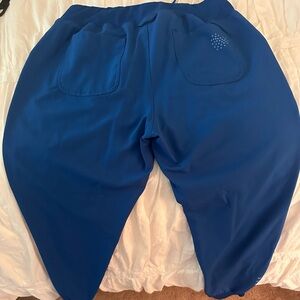 Heartsoul scrubs woman’s Blue sz M